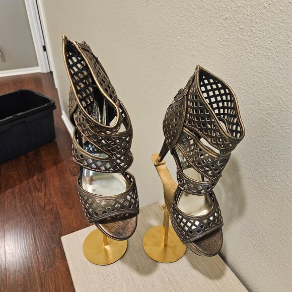 KENNETH COLE WOMEN'S HEELS SIZE 9.5 - Picture 1 of 4